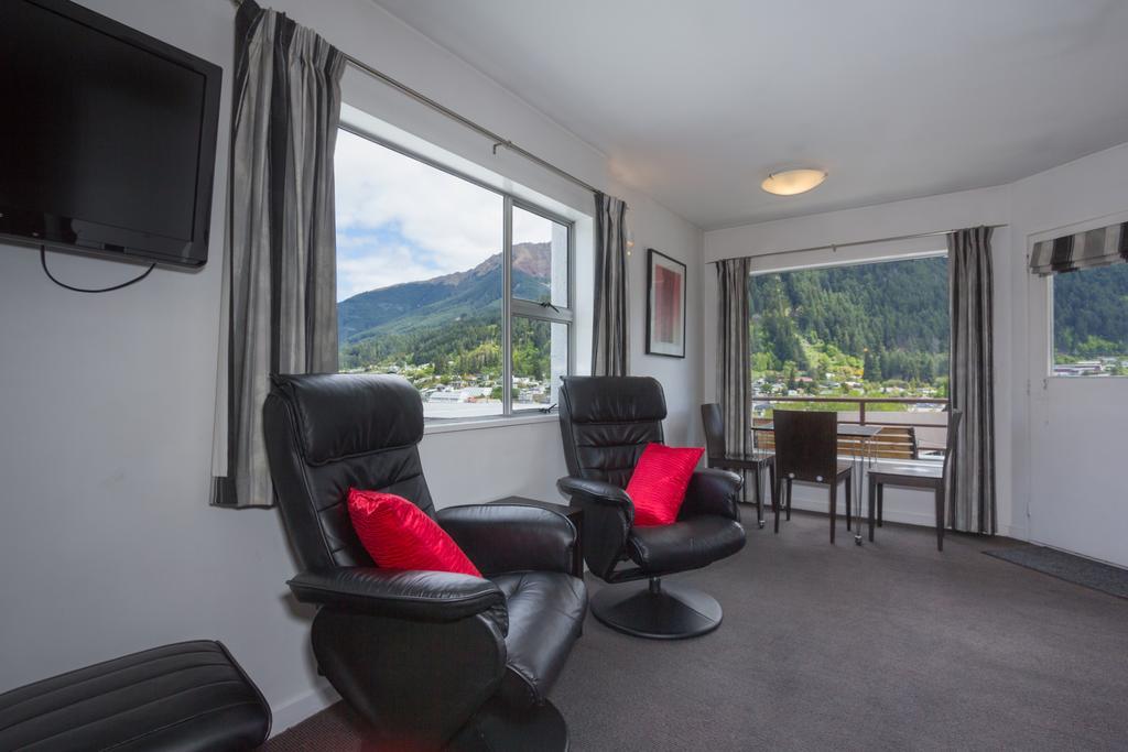 Caples Court Motel & Apartments Queenstown Room photo