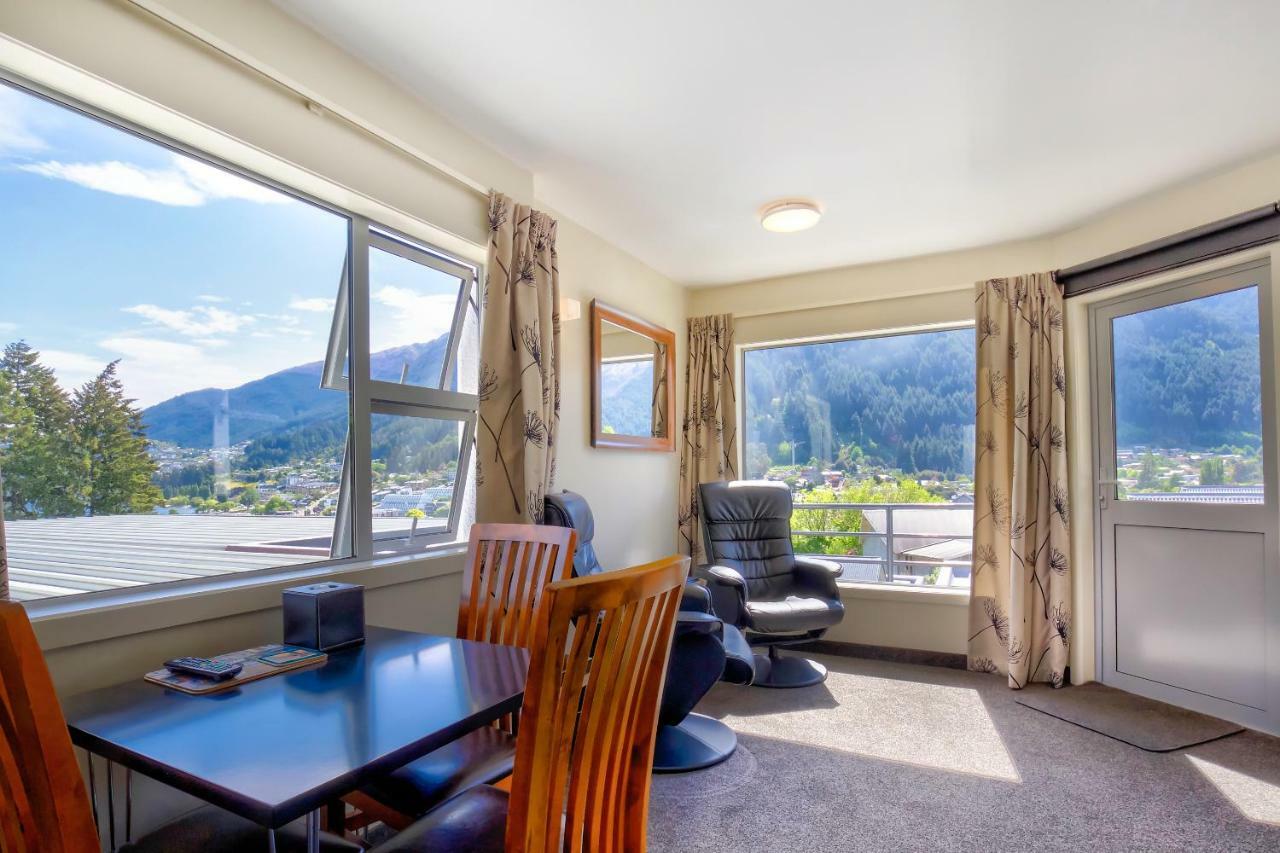 Caples Court Motel & Apartments Queenstown Exterior photo